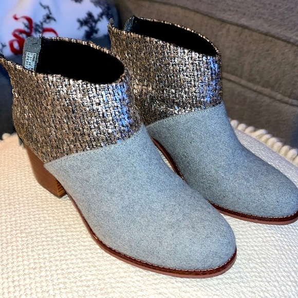 TOMS Women's Leila Bootie Grey Felt Shine Boucle Boot 7 Wide - Picture 4 of 11